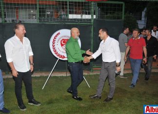 Alanyaspor camiası, kulüp yönetimi tarafından düzenlenen iftar yemeğinde biraraya geldi.