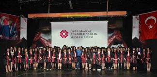 Özel Alanya Sağlık Meslek Lisesi bu yıl ilk mezunlarını verdi