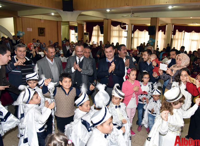 Geçtiğimiz hafta Alanya Belediyesi tarafından Tevfik Hoca Evi Polikliniği’nde düzenlenen ücretsiz sünnet hizmetinden faydalanan çocuklar ve aileleri için Belediye ve Alanya Ülkü Ocakları iş birliğinde sünnet şöleni düzenlendi.