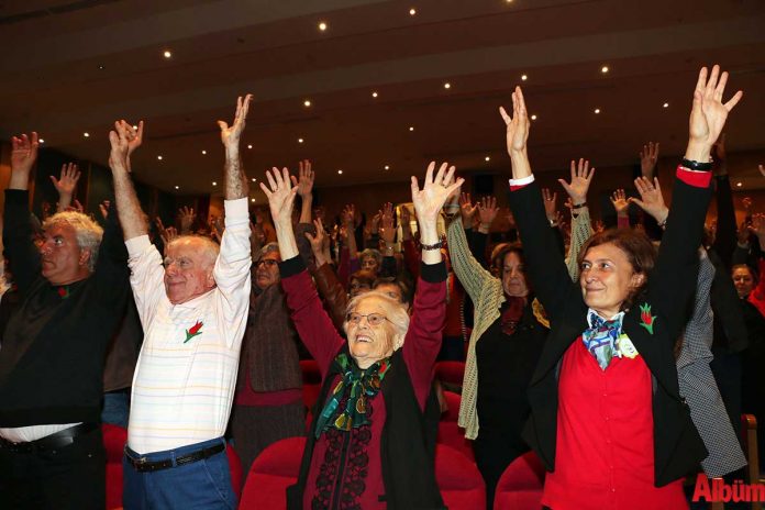 Antalya Büyükşehir Belediyesi, Türkiye’de bir ilki daha gerçekleştirerek, ‘Parkinson Okulu’nu hayata geçirdi.