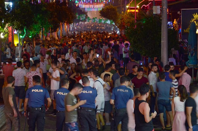 Alanya'da-bayram-eğlencesi