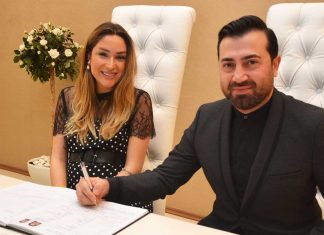 Adana Sheraton Hotel'de gerçekleştirilen düğün törenlerinin ardından Derman Üstün ve Mesna Yüzalan Alanya Nikah Dairesi'nde mutluluğa imza attı.