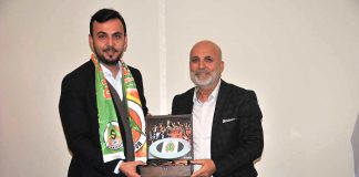 Alanyaspor’dan Ak Parti’ye ‘hayırlı olsun’ ziyareti