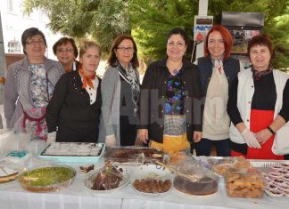 Kır Çiçekleri Kız Öğrenci Yurdu ve üniversite öğrencilerine burs sağlamak isteyen ÇYDD Alanya Şubesi'nin 3 gün sürecek olan kermesi başladı.