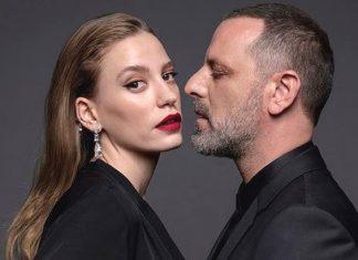 Ozan Güven dün sosyal medya hesabından Fi dizisinde rol aldığı Serenay Sarıkaya ile çekilmiş bornozlu fotoğrafını paylaştı.