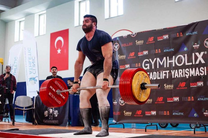 ‘MLO Strongman Champions League Dünya Serisi Alanya Grandprix’inde yarışacak spocular arasına bir Türk sporcu da dahil oldu.